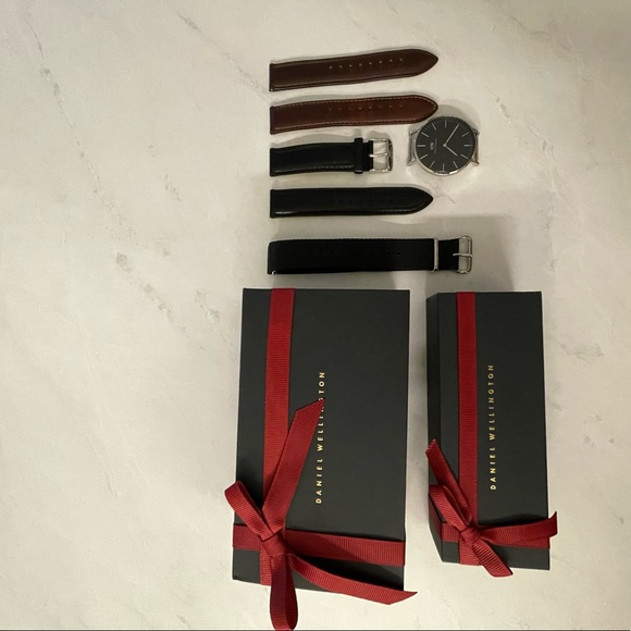 COPY - Daniel Wellington Classic Black / Silver Watch ( Gift Set ) - Picture 4 of 14